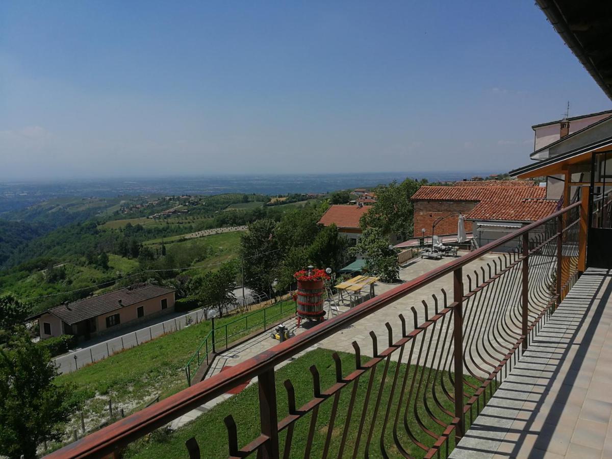 Villa Belvedere Langhe Luaran gambar