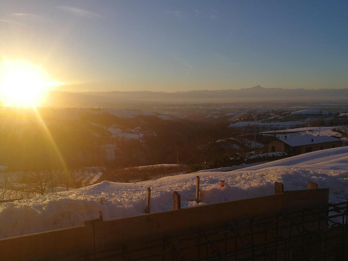 Villa Belvedere Langhe Luaran gambar